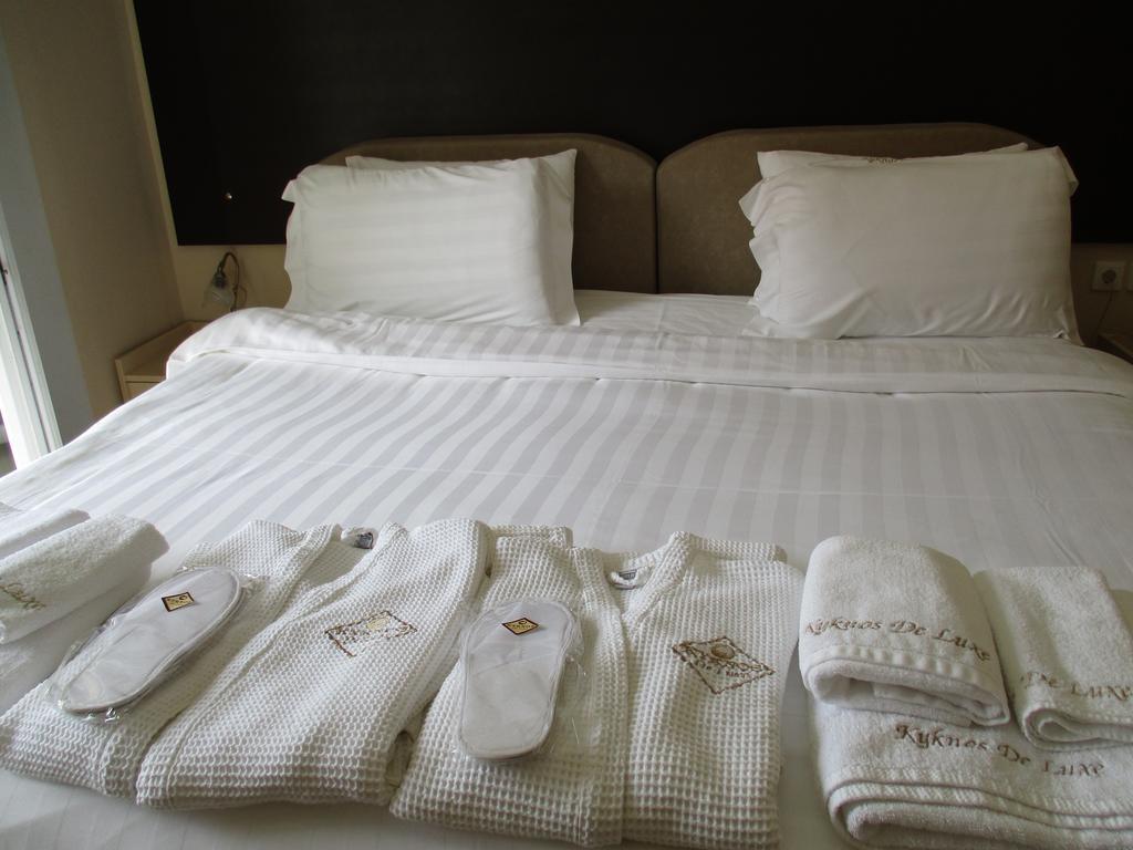Kyknos De Luxe Suites & Rooms Kastoriá Rom bilde
