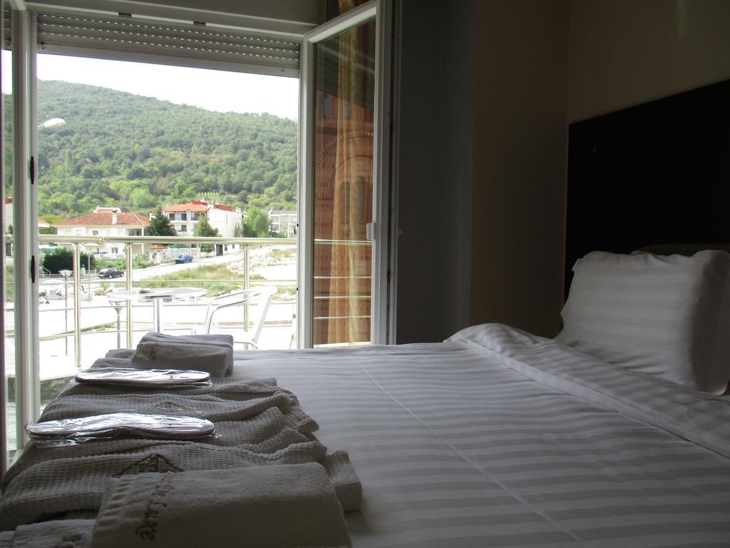 Kyknos De Luxe Suites & Rooms Kastoriá Rom bilde
